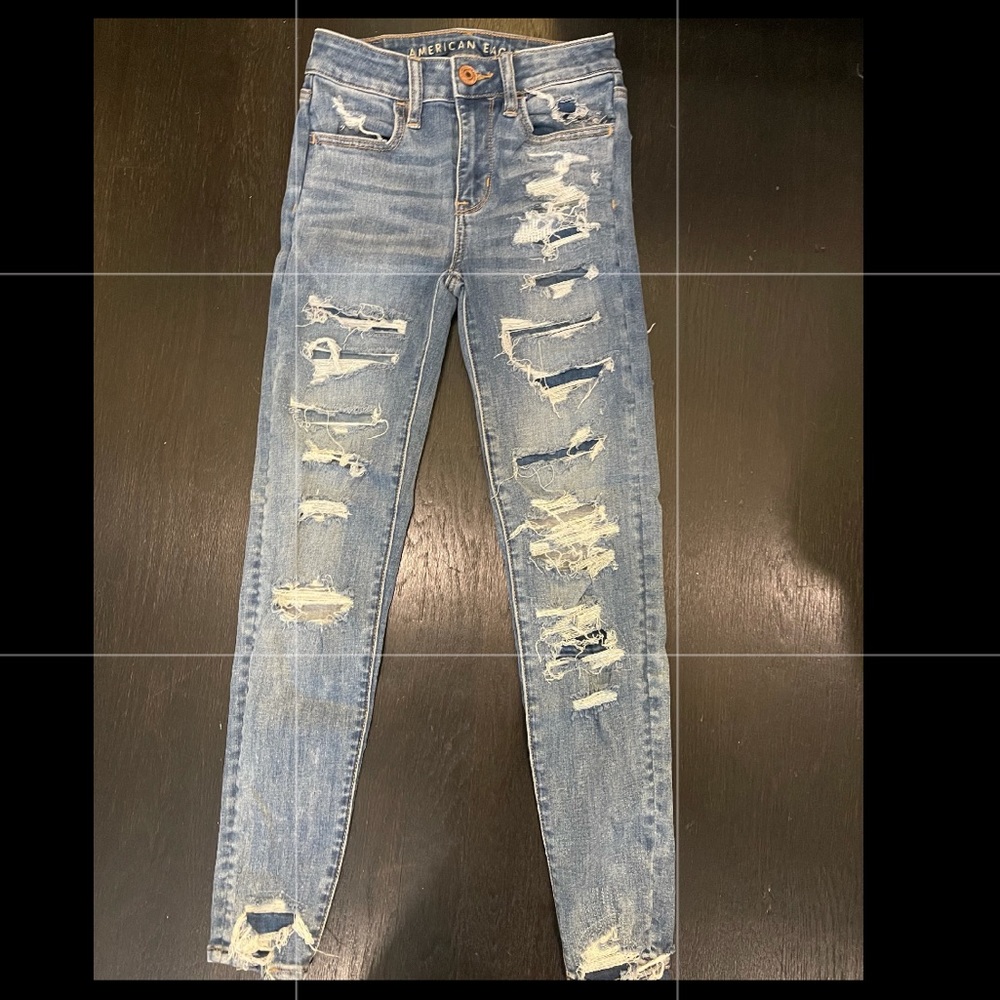 American eagle distressed jeans.